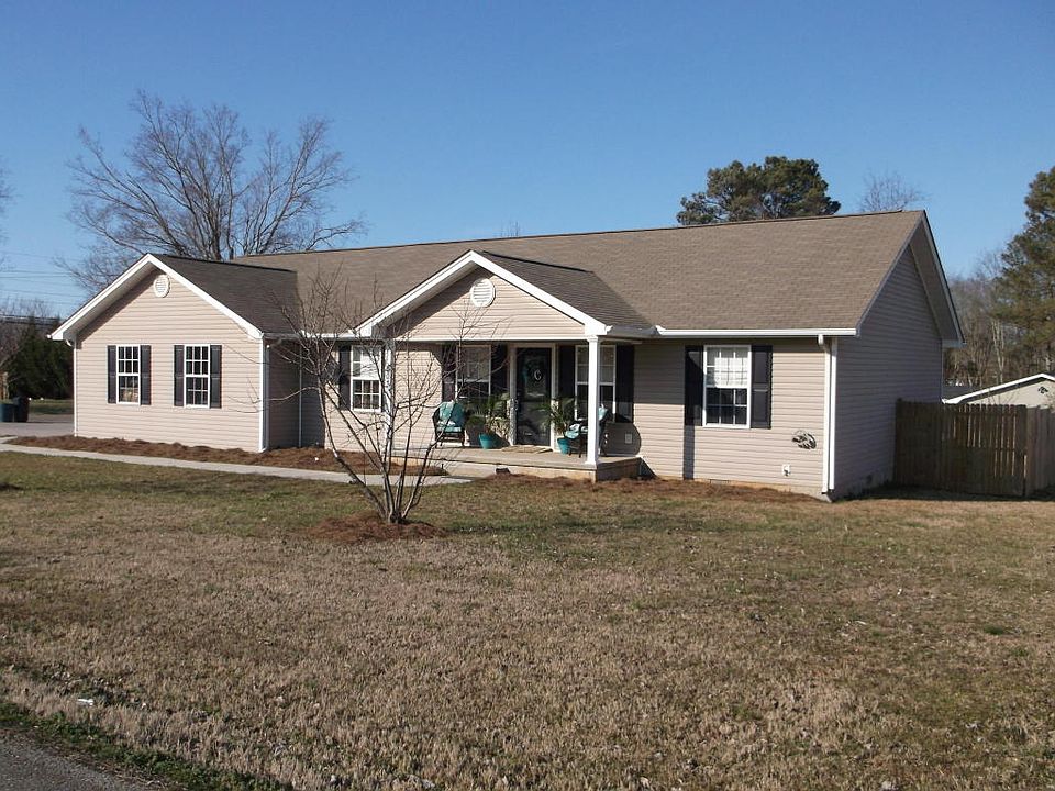 1st image of 803 Cedar Dr SE #60