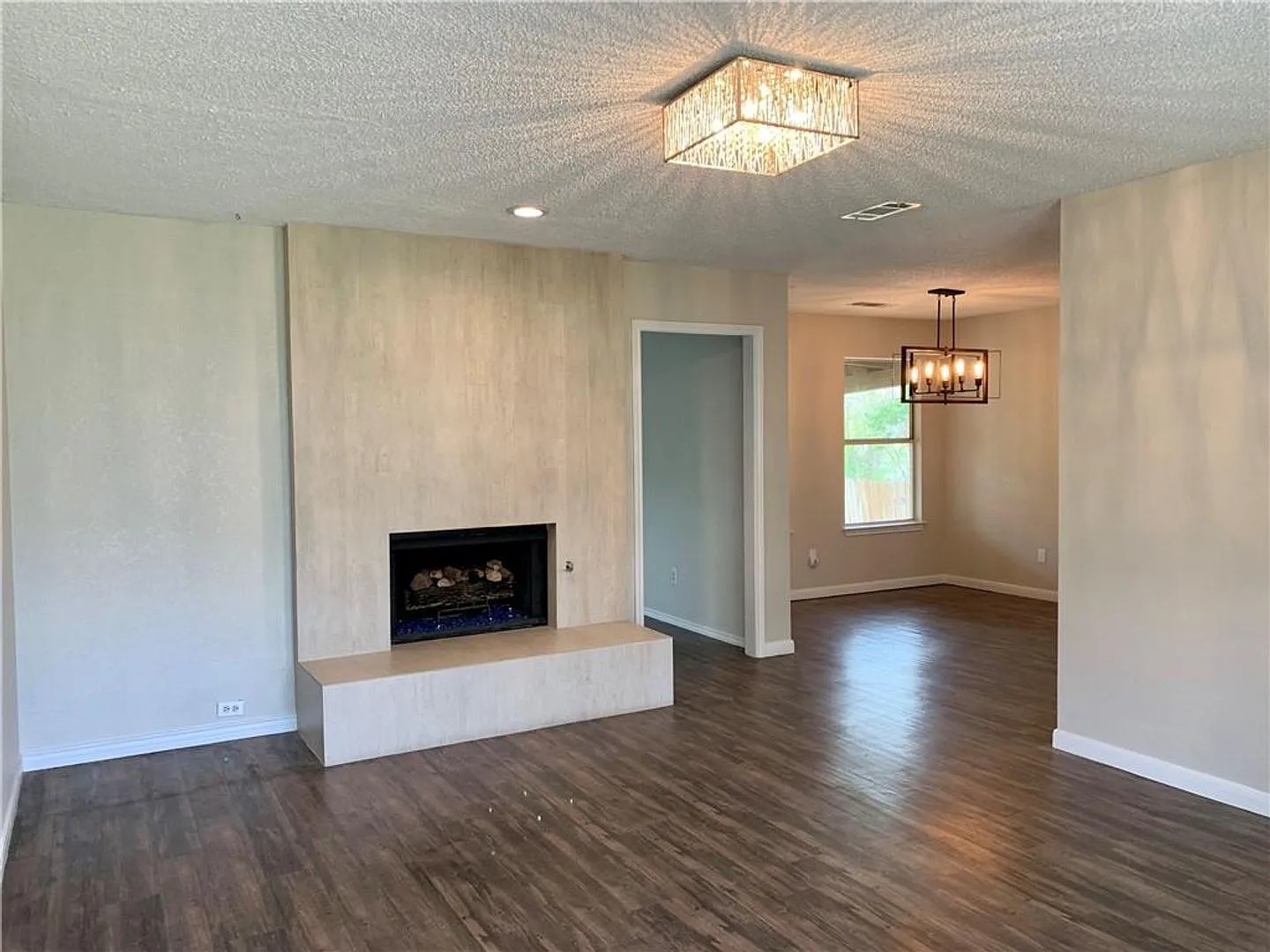 Charming Home in Round Rock TX — Photo 3