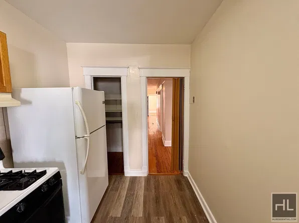 100 McLean Ave #2, Yonkers, NY 10705