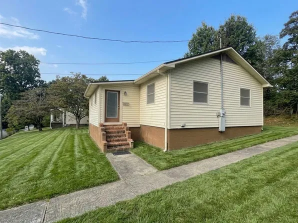 150 Outer Dr, Oak Ridge, TN 37830