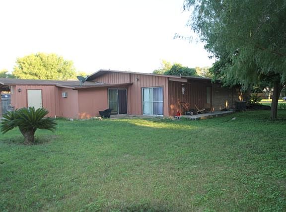 3rd image of 1508 Hibiscus Ave