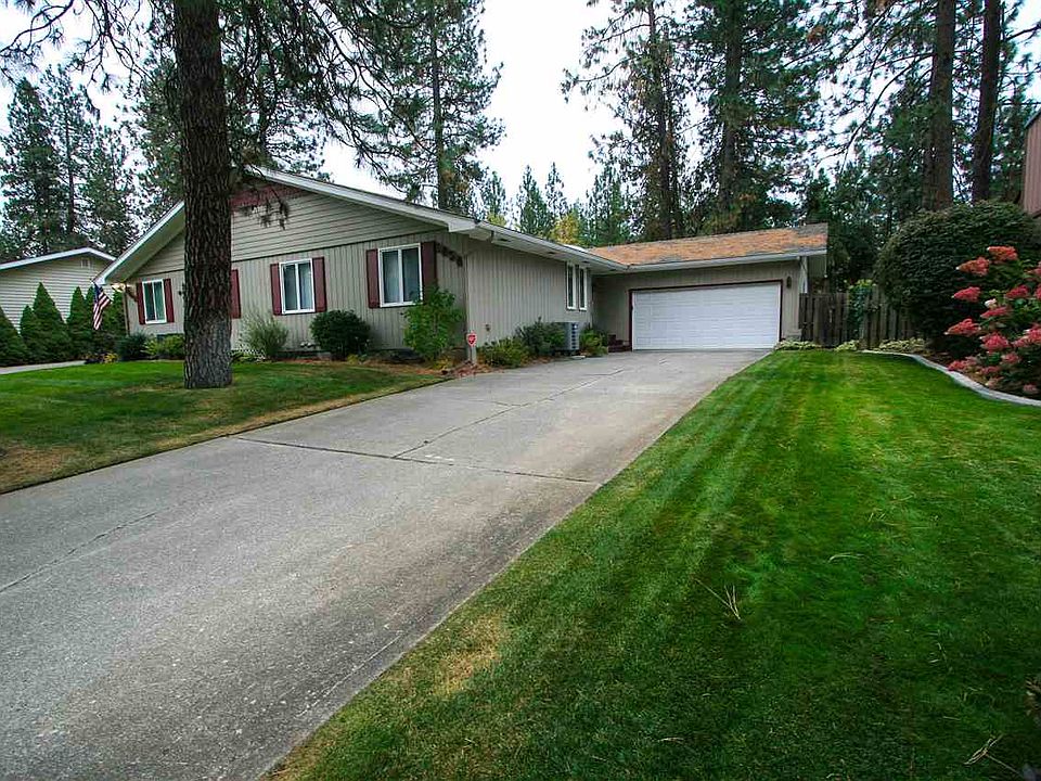 1st image of 1020 E Bedivere Dr