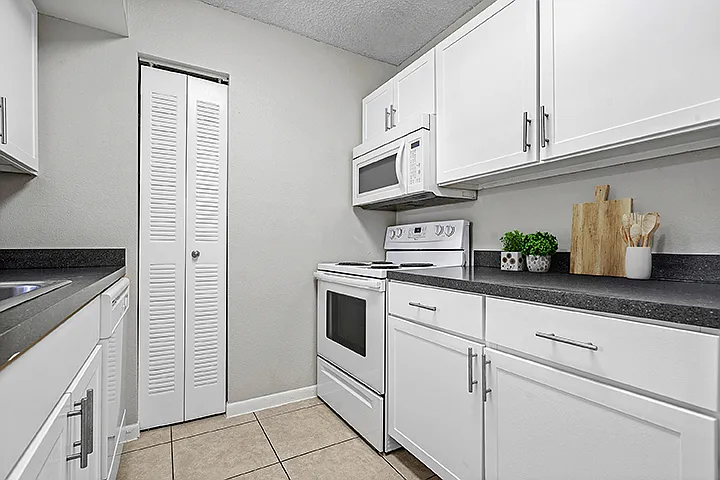 Cortland Pembroke Pines — Photo 33