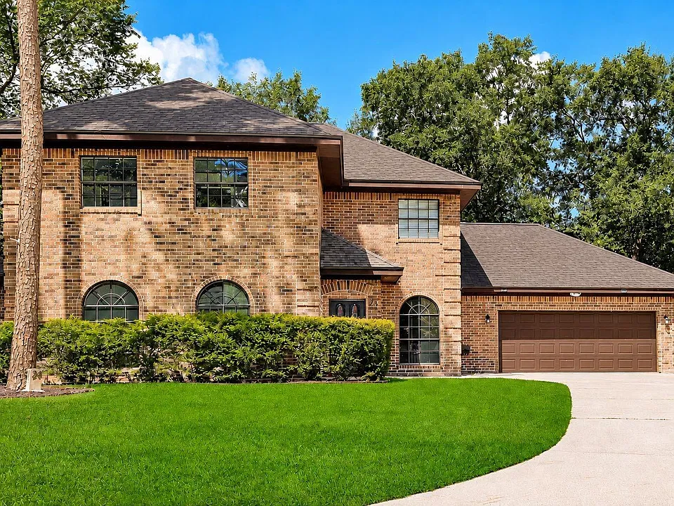24 Hornsilver Pl