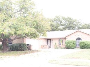 6504 Collard Ct, North Richland Hills, TX 76182