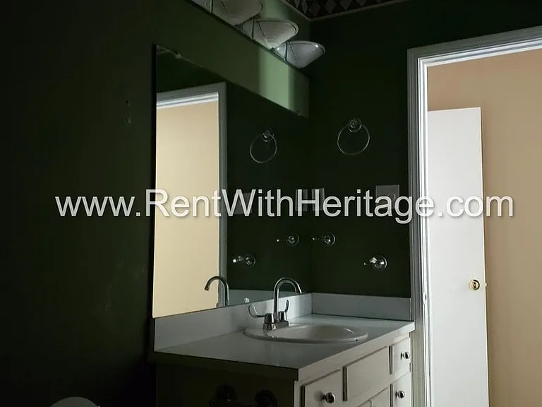 4204 Rocky Face Dr — Photo 29