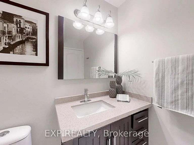 8 Hacienda Dr — Photo 30
