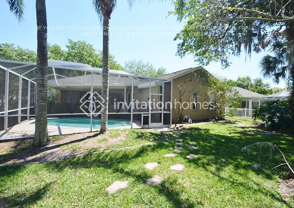 2nd image of 9313 Hampshire Park Dr