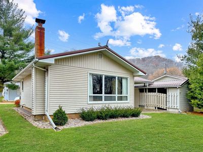 254 Mallard Lane, Garnavillo, IA, 52049