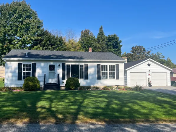 49 Cram Avenue, Lewiston, ME 04240