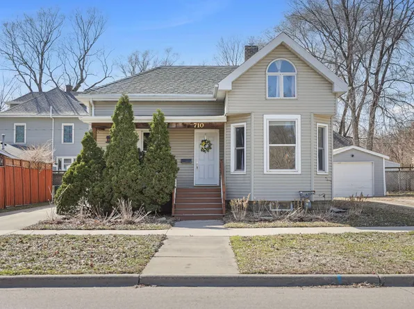 710 1st Ave NW, Faribault, MN 55021