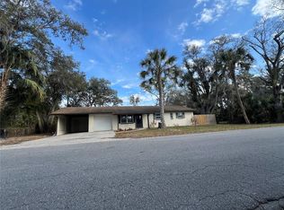 935 NE 5th Ter, Crystal River, FL 34428