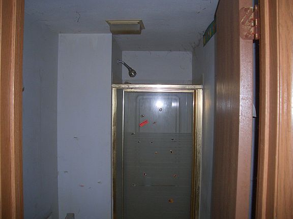 4th image of 226 Exchange St