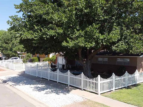 3rd image of 1113 Caminisito St