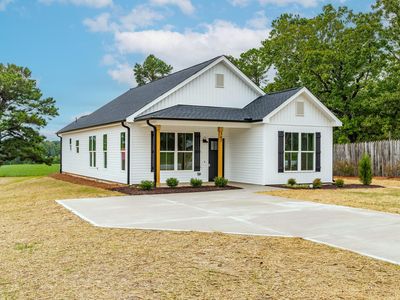 307 W Old Rd, Lillington, NC, 27546