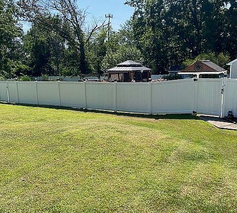 3rd image of 2477 Orchard Pl