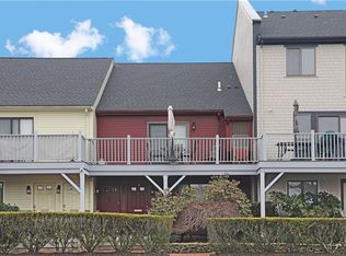 303 Swans Wharf Row, Newport, RI 02840