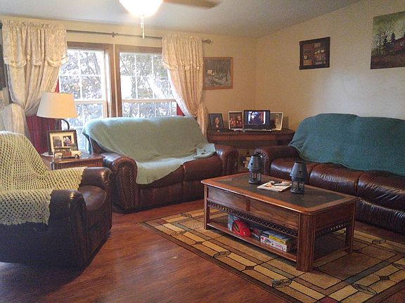 5th image of 362 Oak Tree Dr