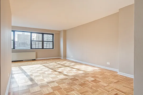 Rented by UES Management | media 2