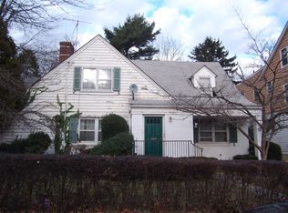 46 Woodlawn Pl, Irvington, NJ 07111