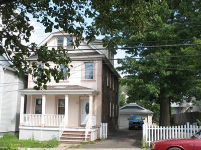 36 Charles St, Carteret, NJ, 07008