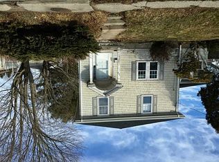 122 Bliss Rd, Newport, RI 02840