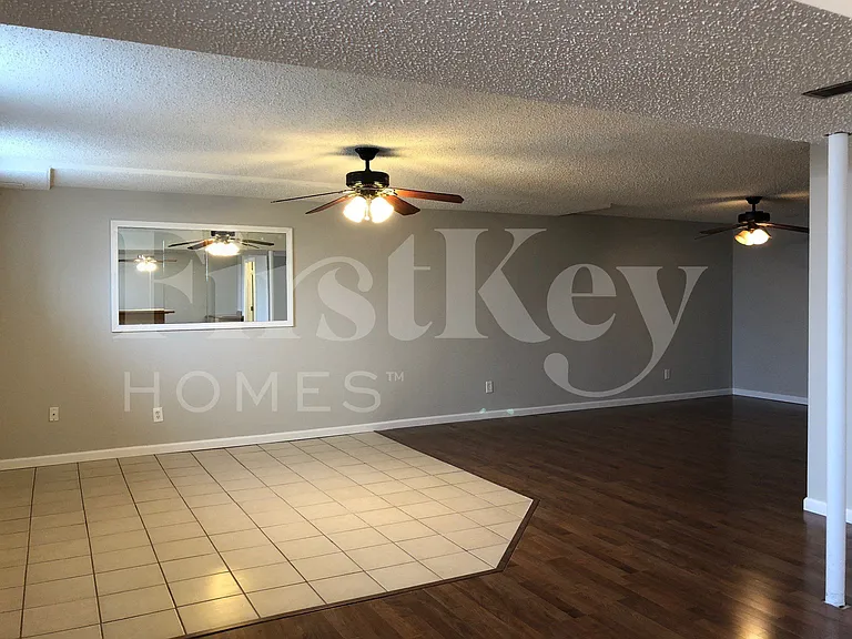 1503 Jordan Lee Ct — Photo 33