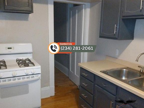 4th image of 3126 W 82nd St Floor 1