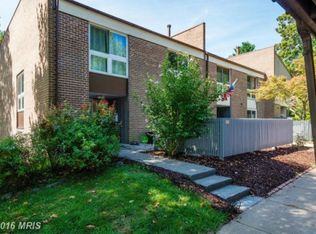 11562 Links Dr, Reston, VA 20190