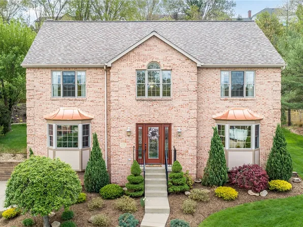 173 Fireside Dr, McMurray, PA 15317