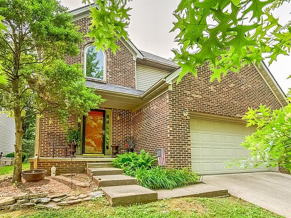 2nd image of 3816 Scarlet Oak Ln