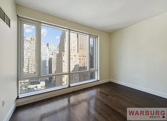 Sold by Warburg | media 3