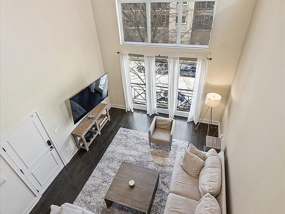 4th image of 212 Marengo Ave APT 2N