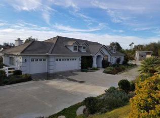 1020 Hughes Ln, Fallbrook, CA 92028