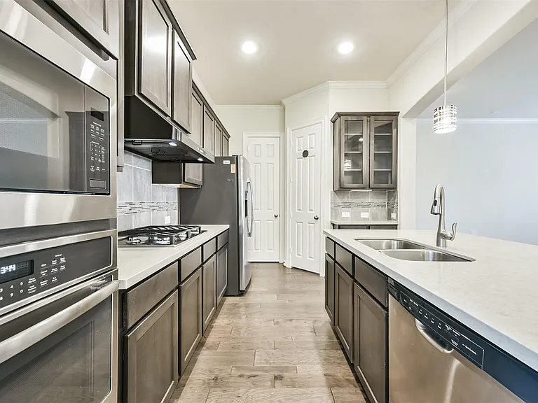 1504 Peyton Oaks Pl — Photo 23