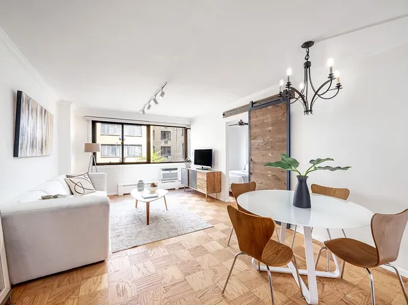 16 W 16th St APT 5NS, New York, NY 10011