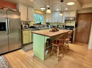 10865 Gold Hill Dr, Grass Valley, CA 95945