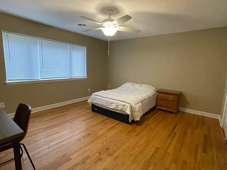 205 Sunrise Ln #C — Photo 5