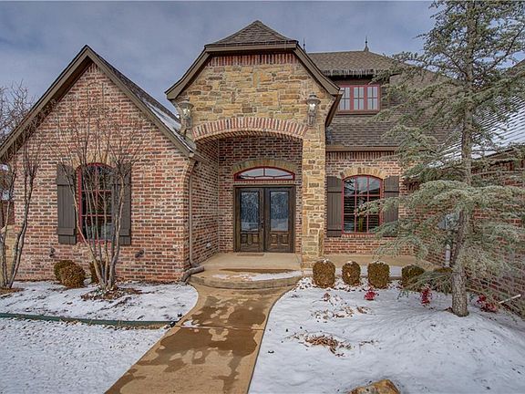 3rd image of 2622 Vellano Ln