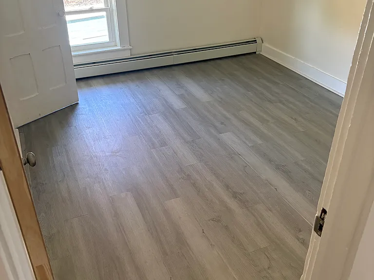 110 Franklin St #B — Photo 17