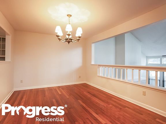 4th image of 18222 Bal Harbour Dr
