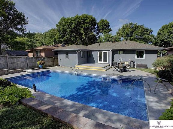 3rd image of 3315 S 52nd St