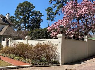 29 Edgehill Rd, Little Rock, AR 72207