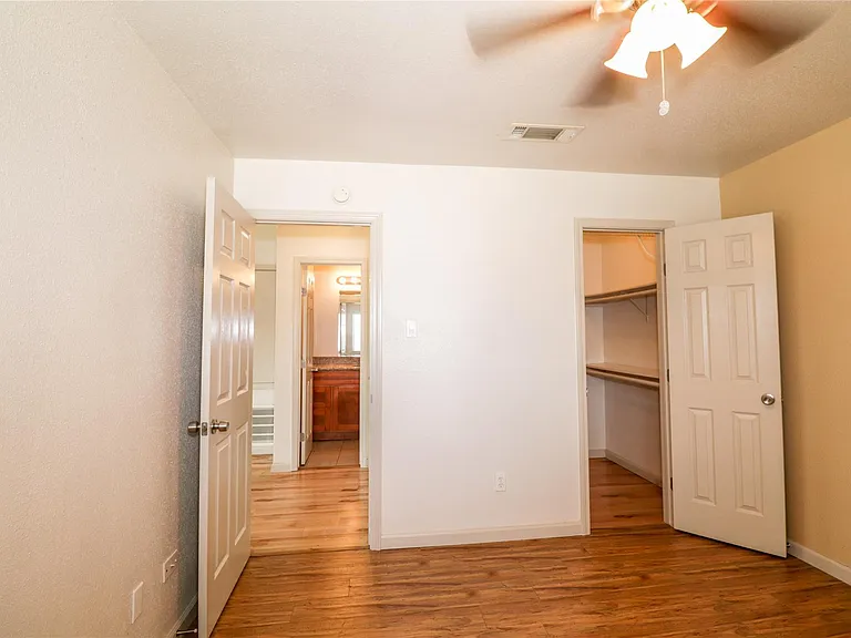 12635 Ashford Meadow Dr #D — Photo 11