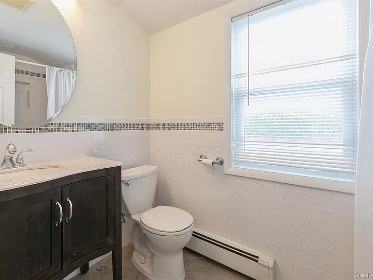 11 Deauville Pkwy — Photo 15