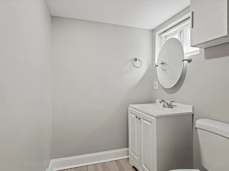 130 Gaston Ave #1 — Photo 24