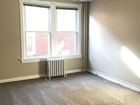 5th image of 118 Broadway APT 4