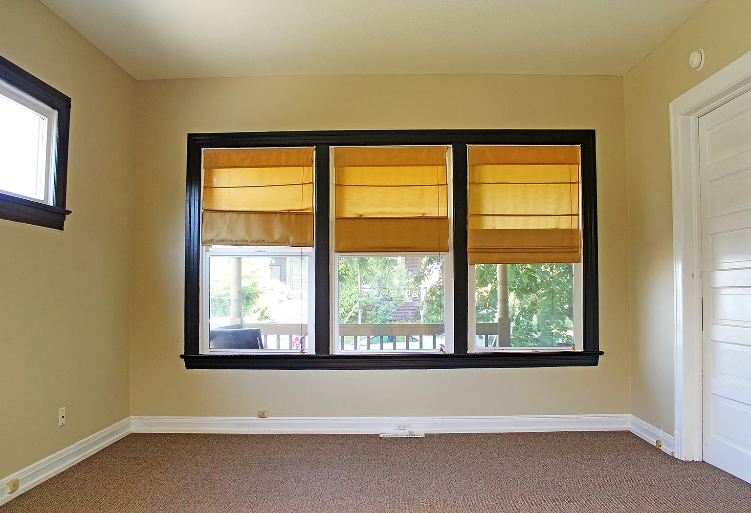 Adorable Laurelhurst Studio-Style Flat in Unbeatable Close-in Location! — Photo 4