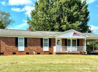 6102 Len Dr, Shelby, NC 28152