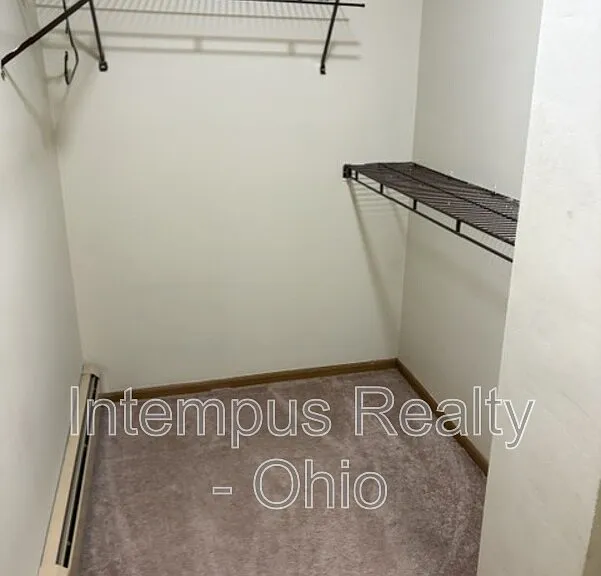 7468 Huntington Dr #6 — Photo 6